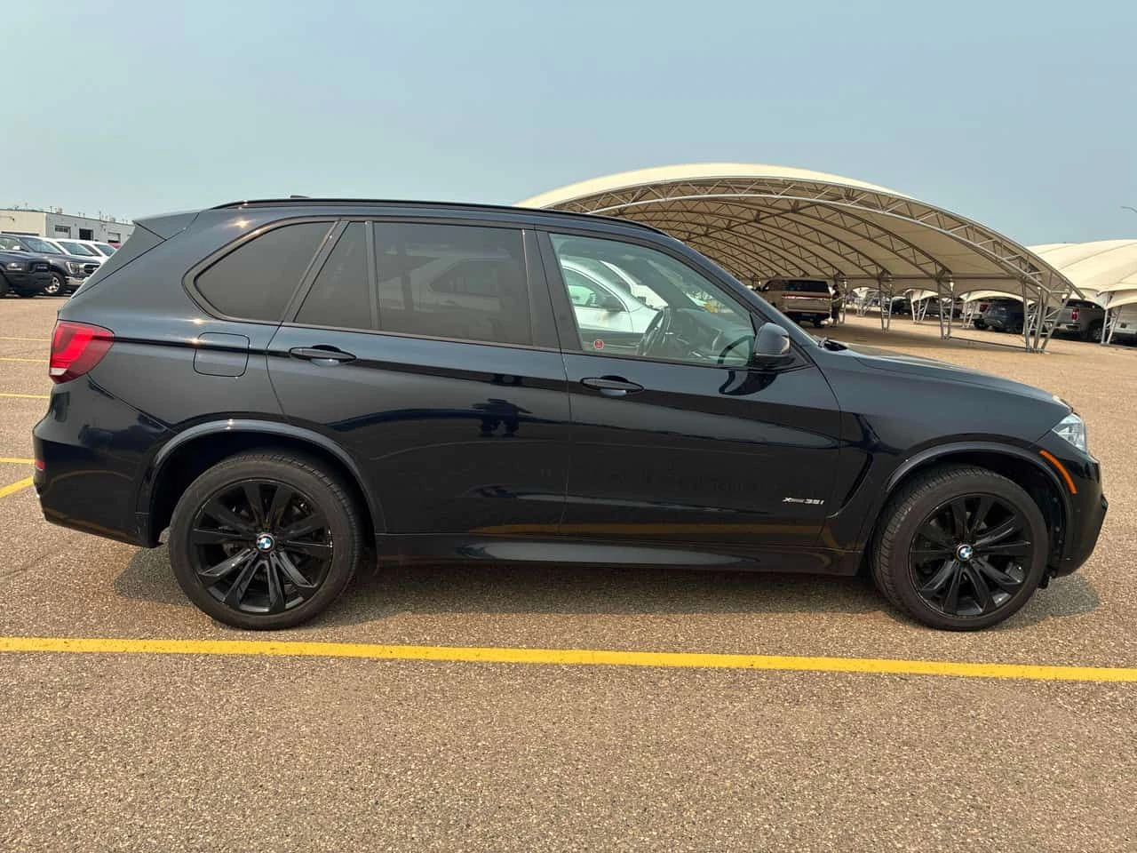 BMW X5 М ПАКЕТ/xDrive35i/CARFAX/БЯЛ САЛОН/+ ГУМИ/КЛИП, снимка 3 - Автомобили и джипове - 55417572