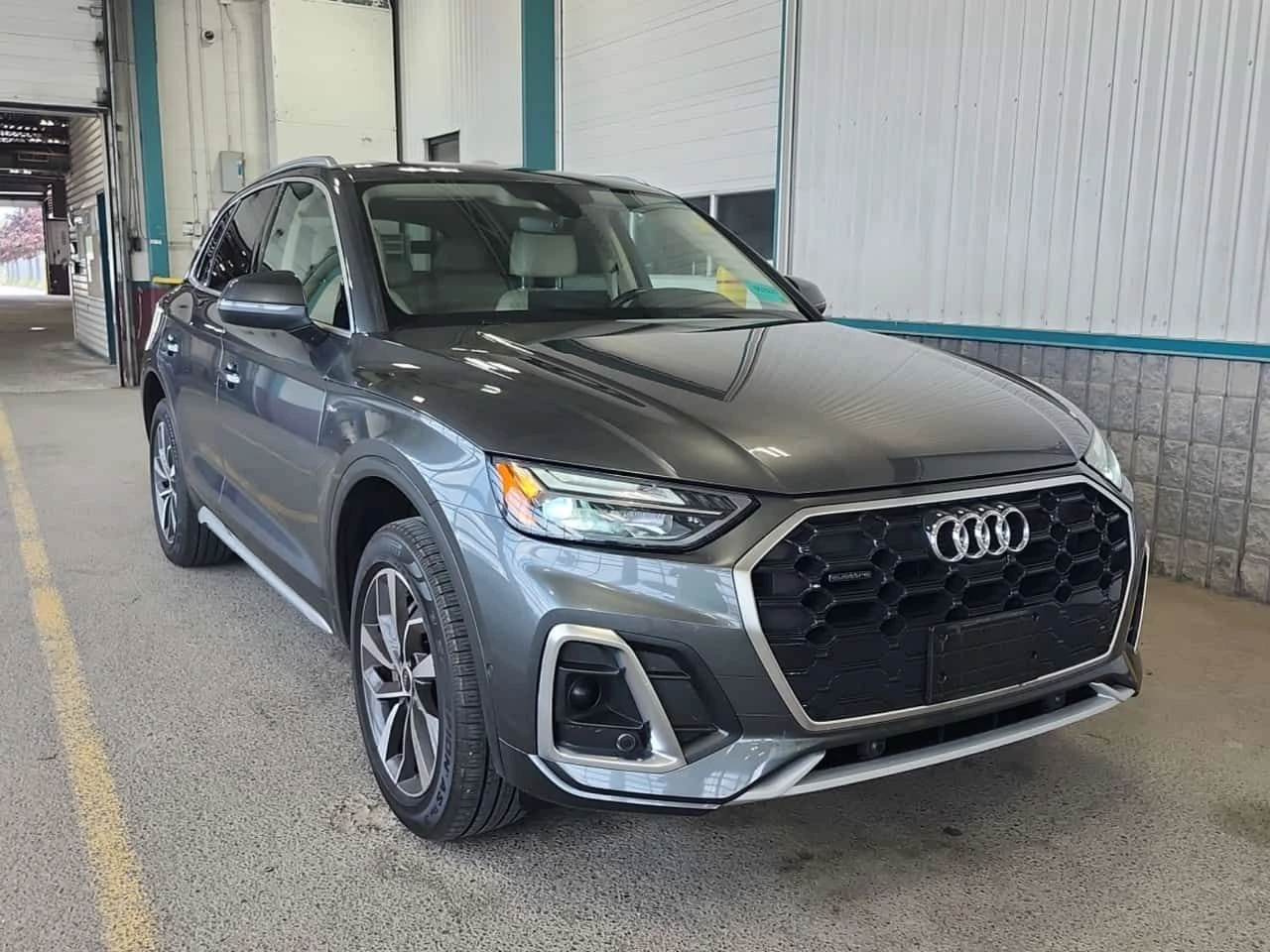 Audi Q5 PROGRESSIV/CARFAX/ДИСТРОНИК/360/ПАНОРАМА, снимка 2 - Автомобили и джипове - 55437537