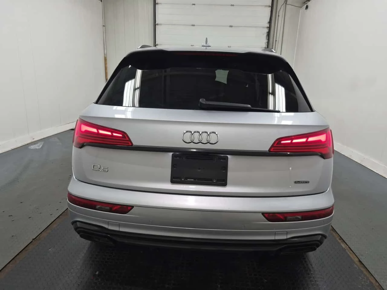 Audi Q5 * PROGRESSIV * CARFAX * ЦЕНА ДО БГ, снимка 17 - Автомобили и джипове - 55492102