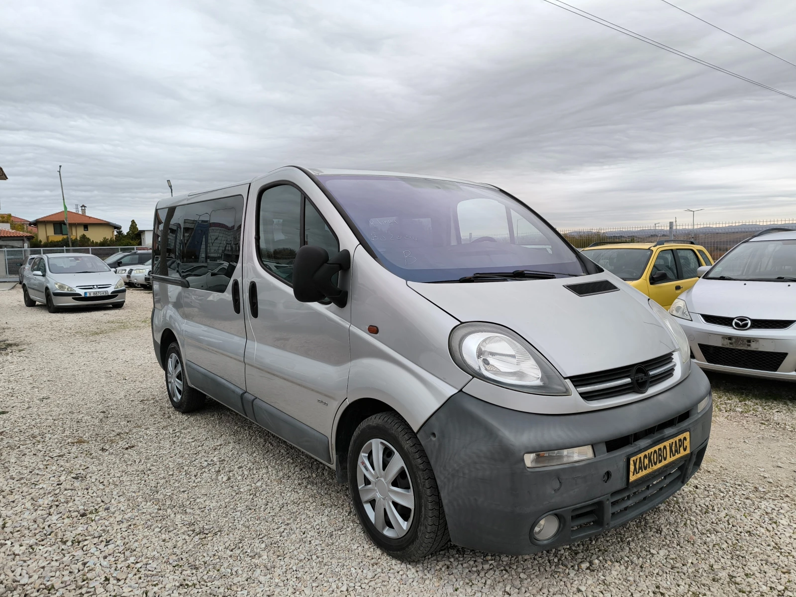 Opel Vivaro 2.5TD - изображение 3