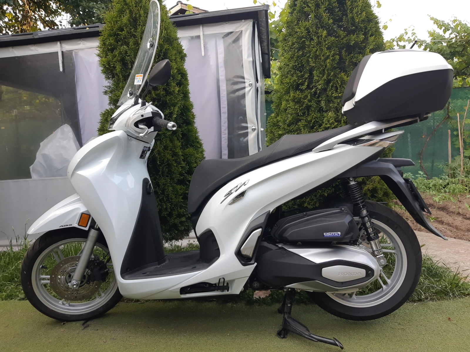 Honda Sh 350/TCS/Abs/ led - изображение 10