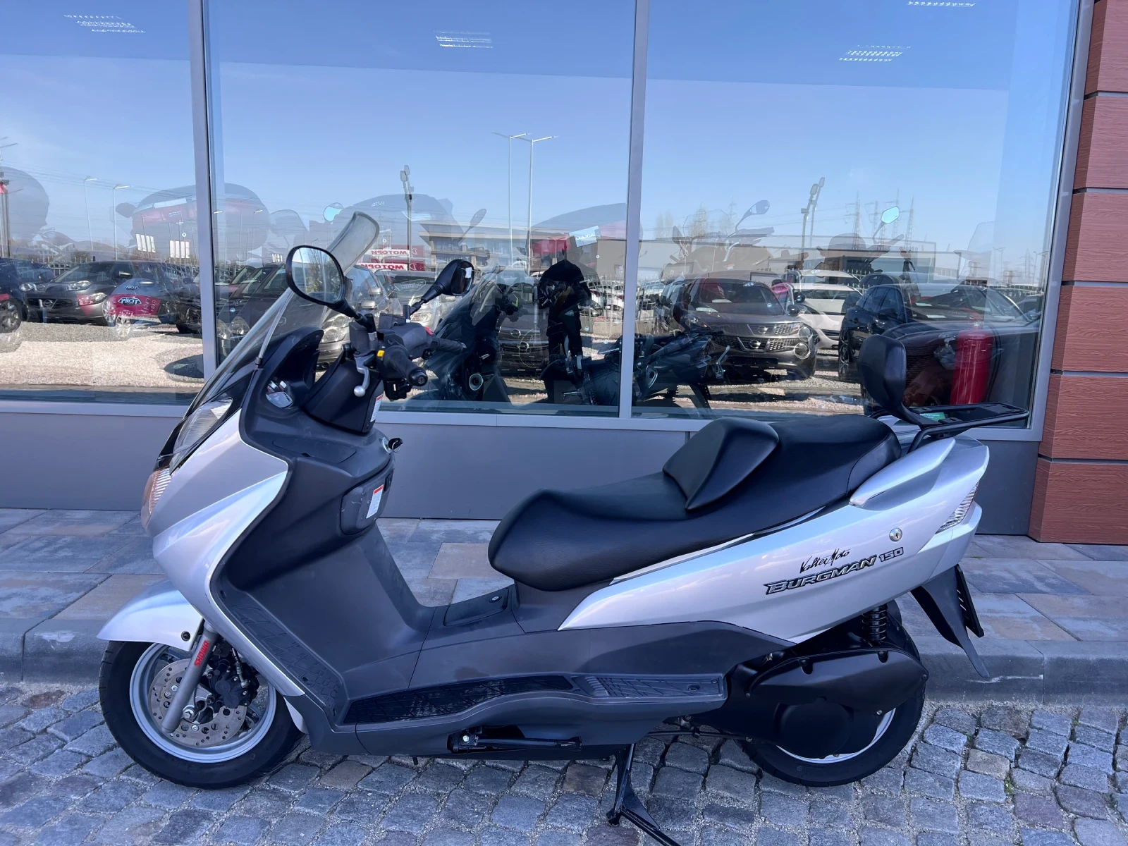 Suzuki Burgman 150, снимка 4 - Мотоциклети и мототехника - 53864796