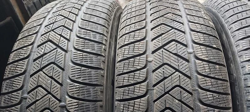 Гуми Зимни 245/65R17, снимка 7 - Гуми и джанти - 35129777