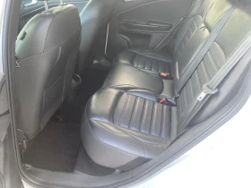 Alfa Romeo Giulietta Carbon , снимка 11