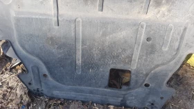 Ford Mondeo 2.0TDCI Кора под мотора, снимка 3