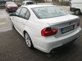 BMW 320 320 D MSport панорамен люк, снимка 4