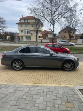 Mercedes-Benz E 220 E220 AMG 4matik, снимка 12