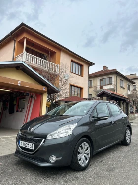 Обява за продажба на Peugeot 208 1.2i ~8 499 лв. - изображение 1