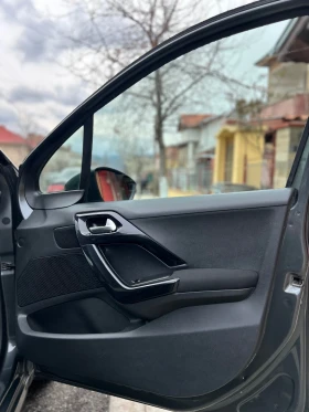 Обява за продажба на Peugeot 208 1.2i ~8 499 лв. - изображение 9