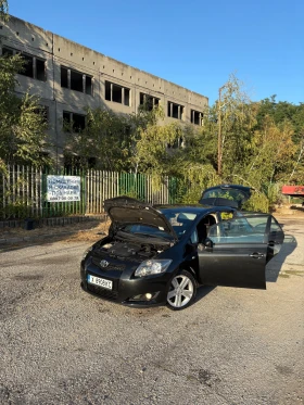     Toyota Auris 2.2d