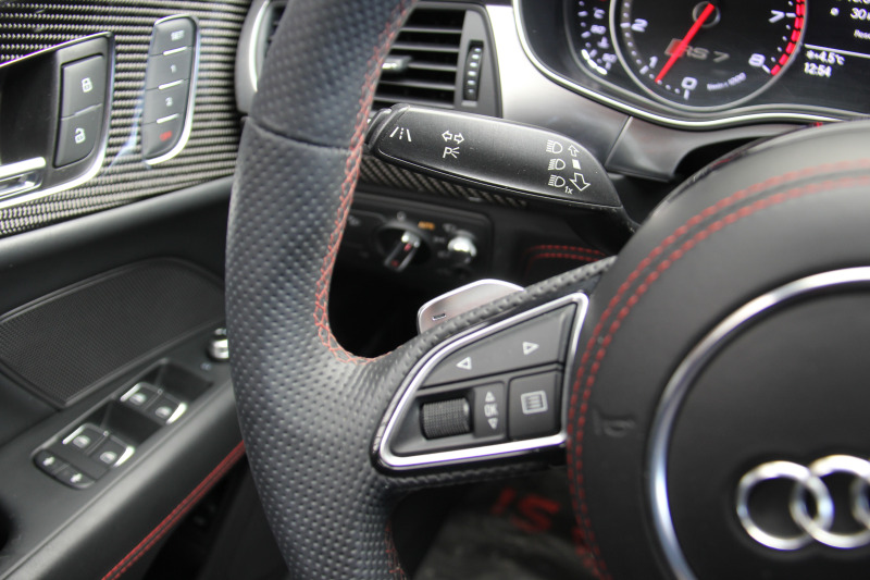 Audi Rs7 4.0TFSI/720ps/Exclusiv/Kamera/, снимка 14 - Автомобили и джипове - 39684659