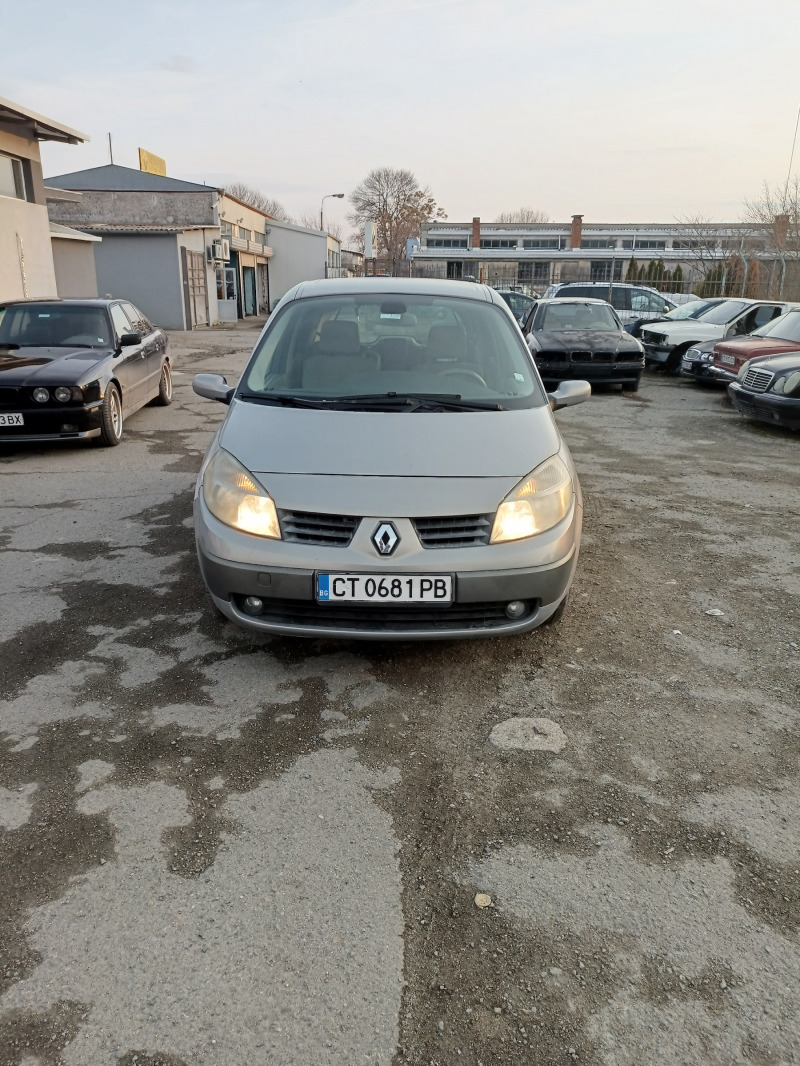 Renault Scenic, снимка 2 - Автомобили и джипове - 46152269