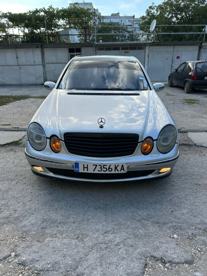 Mercedes-Benz E 270  2.7 CDI, снимка 1 - Автомобили и джипове - 48096774