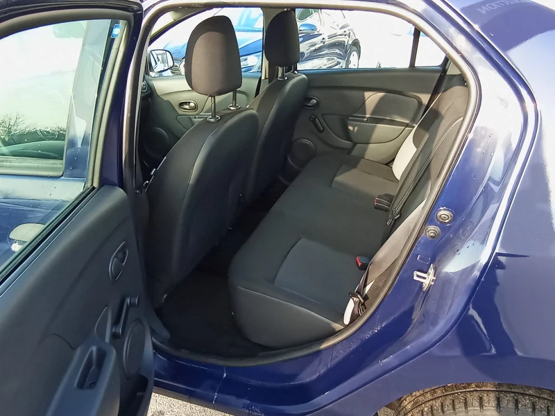 Dacia Logan 1.2 SCe, снимка 10 - Автомобили и джипове - 48719650