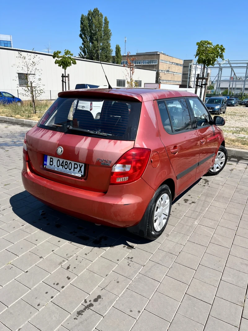 Skoda Fabia, снимка 2 - Автомобили и джипове - 51948006