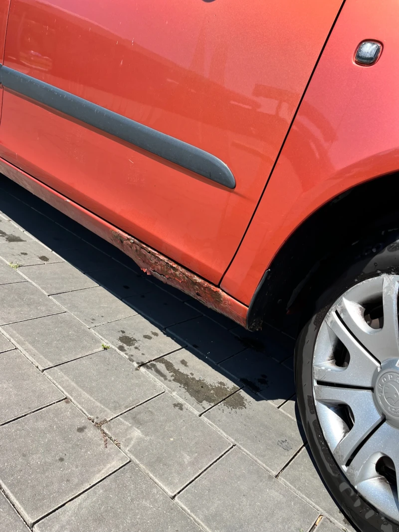 Skoda Fabia, снимка 8 - Автомобили и джипове - 51948006