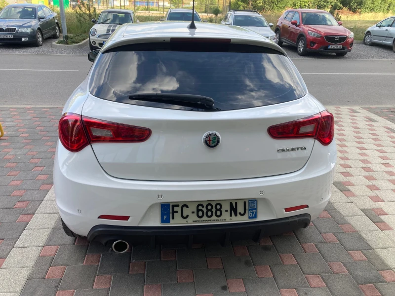 Alfa Romeo Giulietta Carbon , снимка 7 - Автомобили и джипове - 51369889