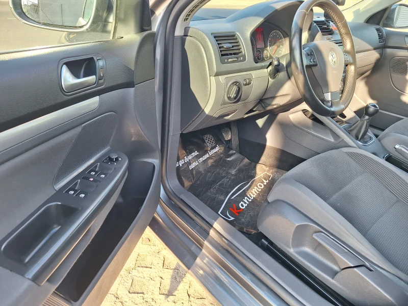 VW Golf 2.0/140кс., снимка 6 - Автомобили и джипове - 52737328