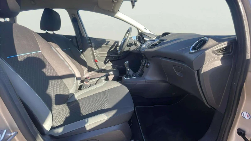 Ford Fiesta 1.0 EcoBoost, снимка 9 - Автомобили и джипове - 53182721