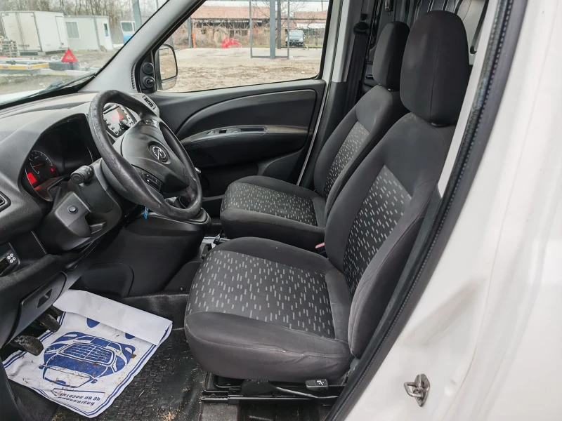 Opel Combo 1.3 ХЛАДИЛНО , снимка 6 - Автомобили и джипове - 53417580