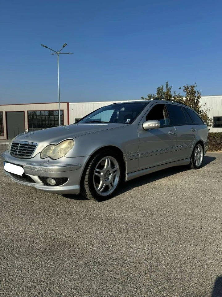 Mercedes-Benz C 32 AMG  - изображение 3