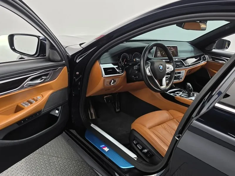 BMW 730 Ld xDrive M Sports - САМО 30% АВАНС, снимка 10 - Автомобили и джипове - 55845254