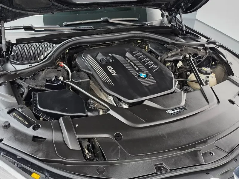 BMW 730 Ld xDrive M Sports - САМО 30% АВАНС, снимка 6 - Автомобили и джипове - 55845254