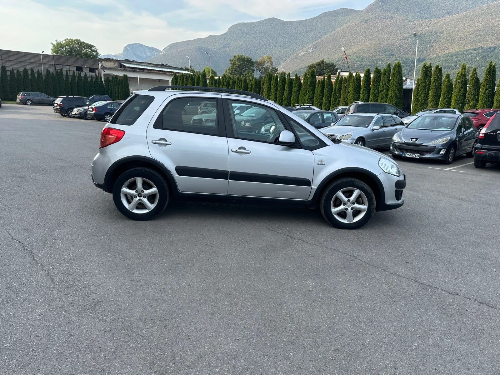 Suzuki SX4 1.9TDI - КЛИМАТИК - изображение 4