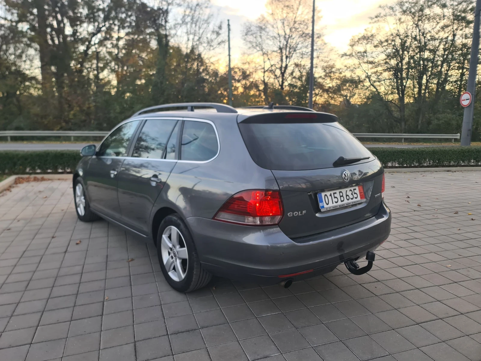 VW Golf 1.6 diesel 105кс. STILE - изображение 4