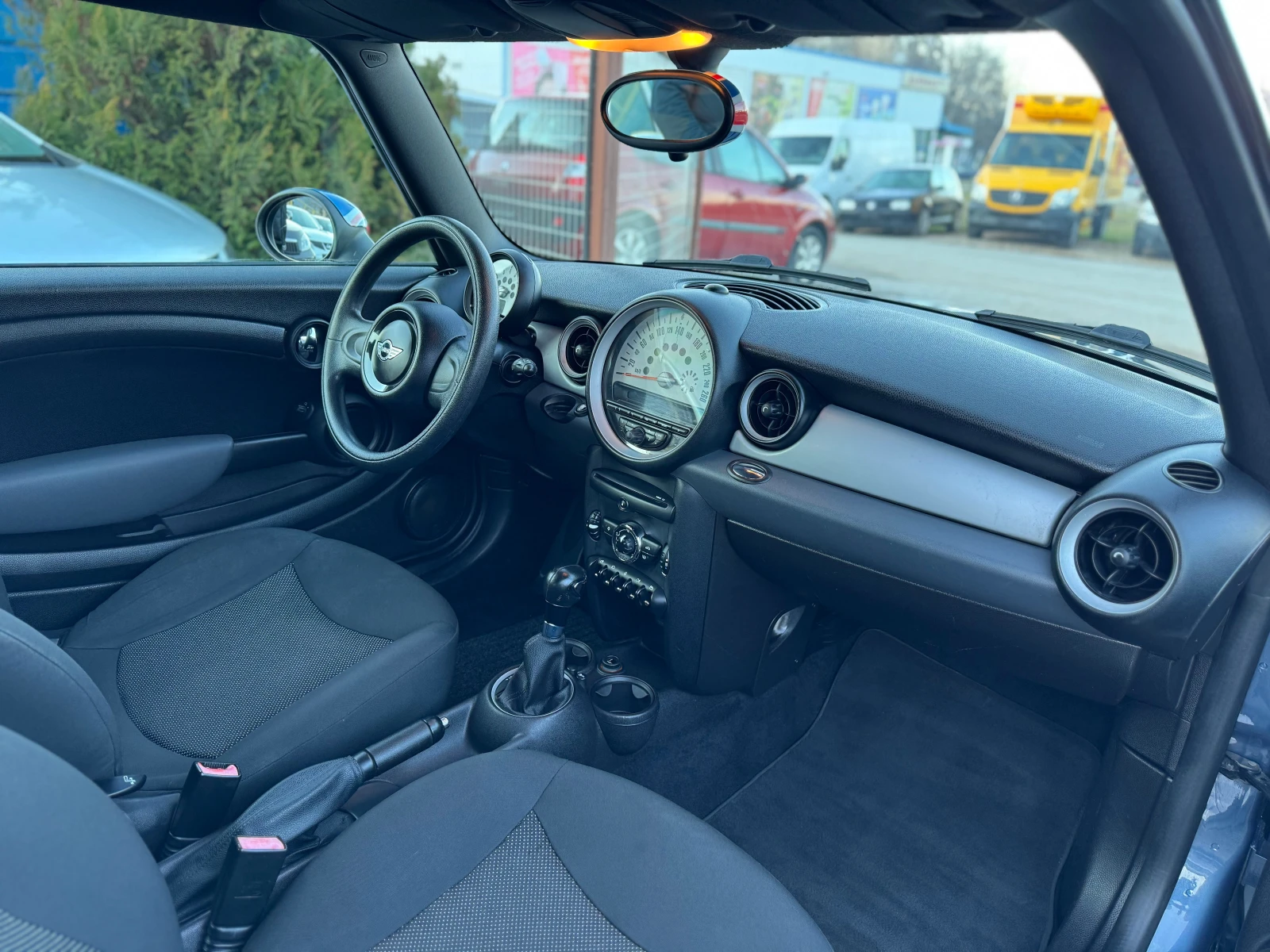 Mini Clubman 1.6i EURO5 - изображение 7