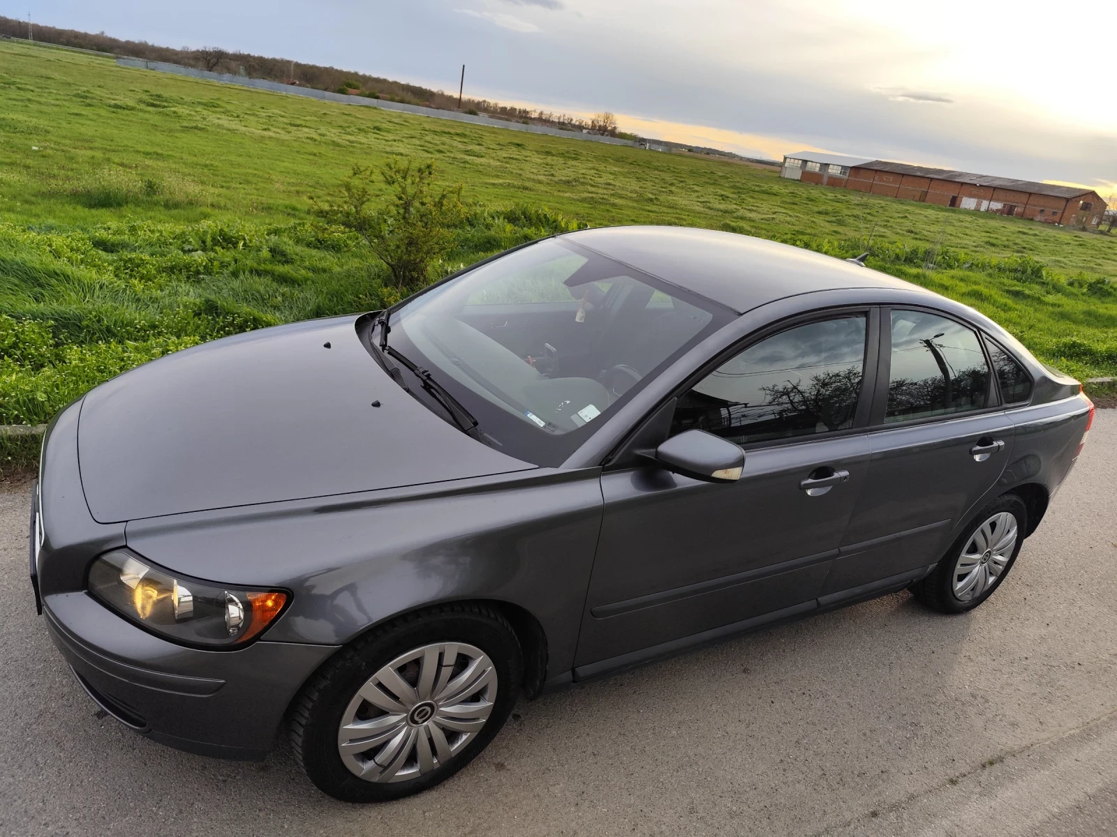 Volvo S40 S40 2.0 D - изображение 2