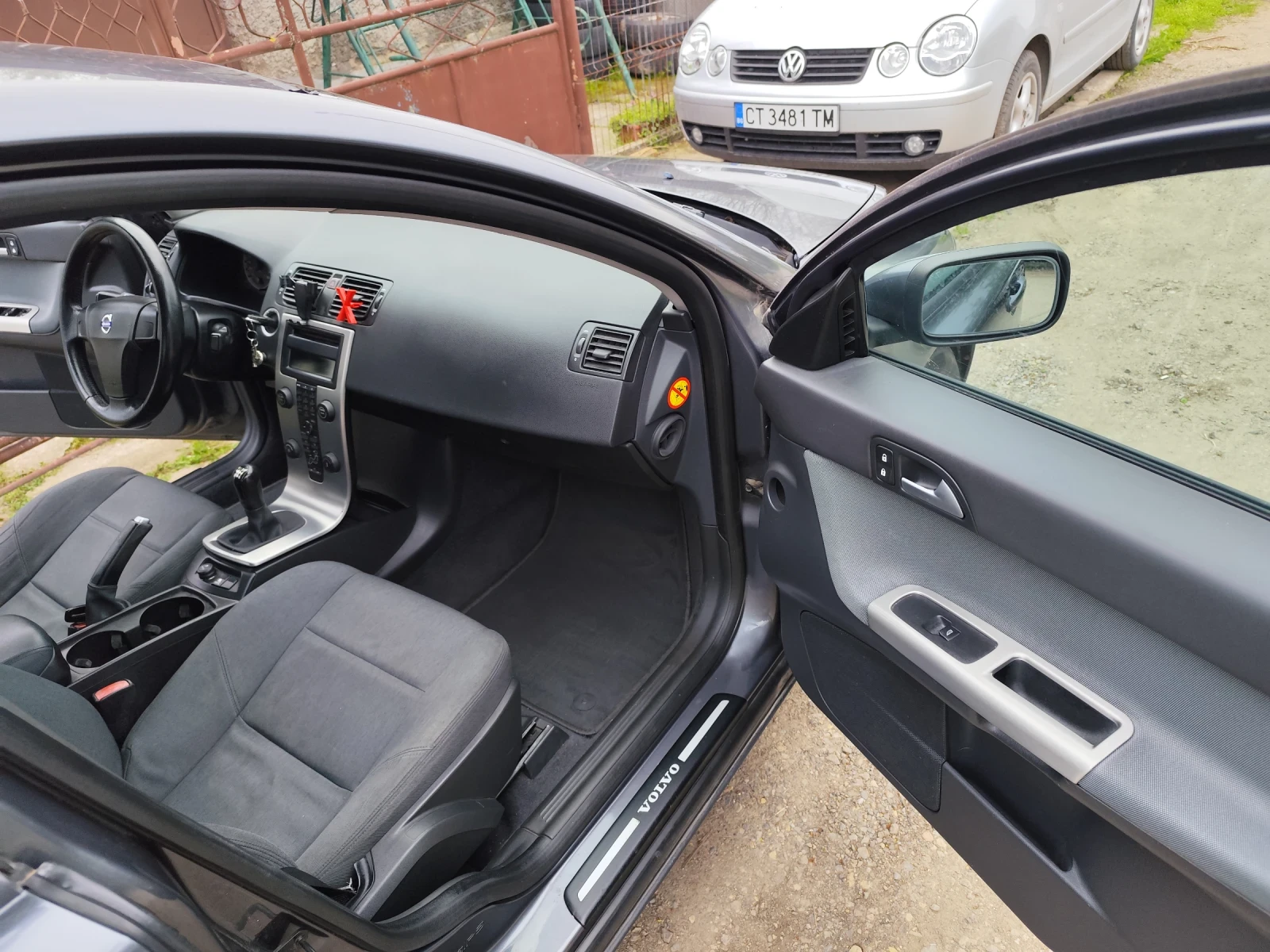 Volvo S40 S40 2.0 D - изображение 4