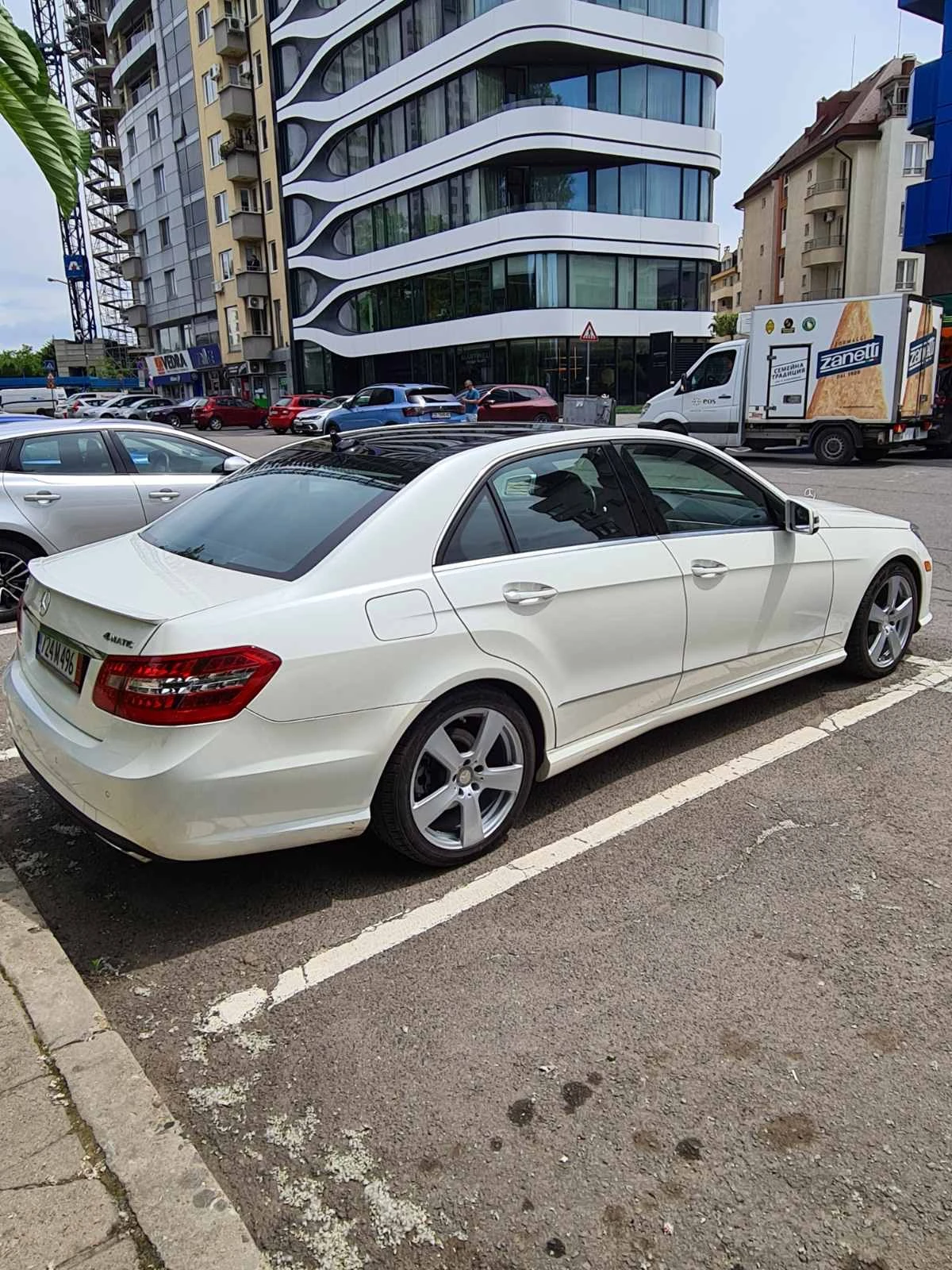 Mercedes-Benz E 350  - изображение 3