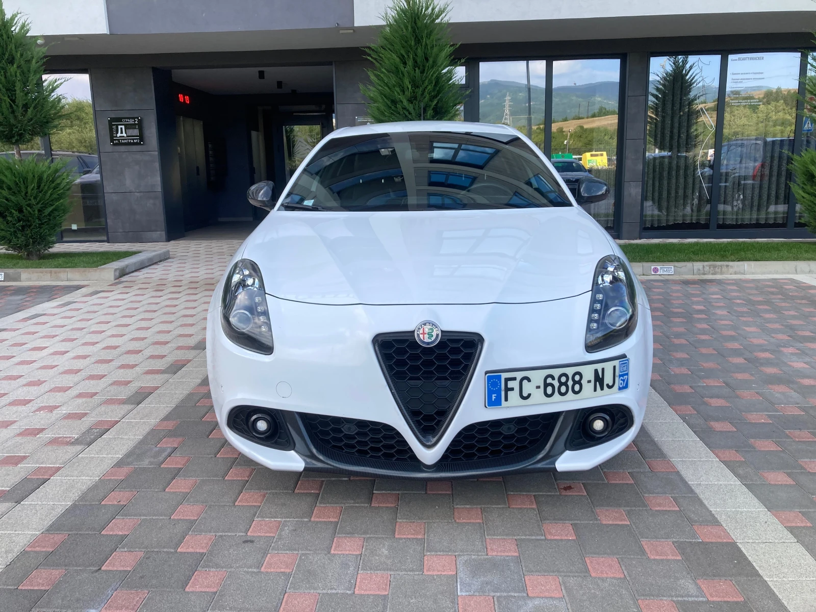 Alfa Romeo Giulietta Carbon  - изображение 2