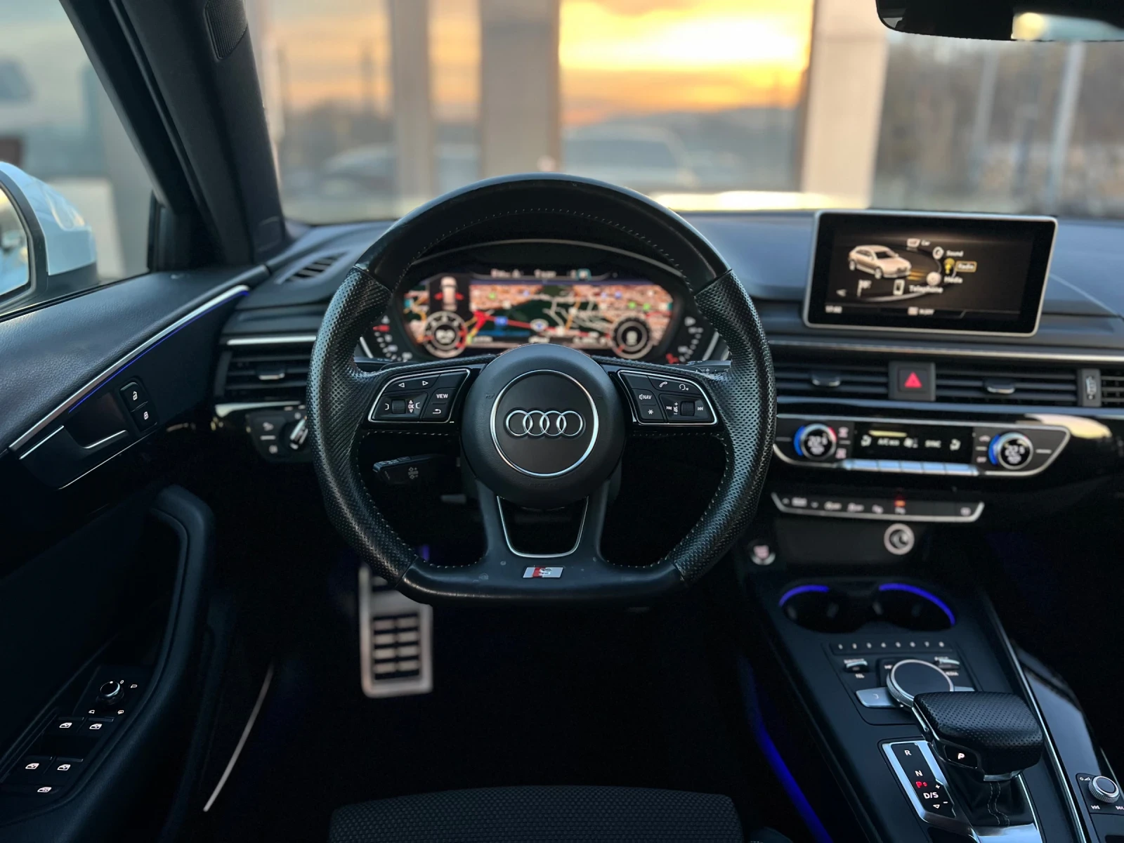 Audi A4 S-LINE / ТАБЛЕТИ НА ЗАДНИ СЕДАЛКИ / BANG&OLUFSEN - изображение 8