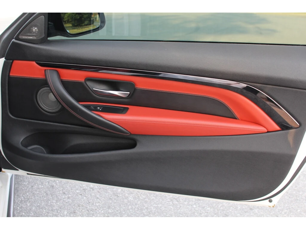 BMW M4 * Coupe * CARFAX *    | Mobile.bg   11