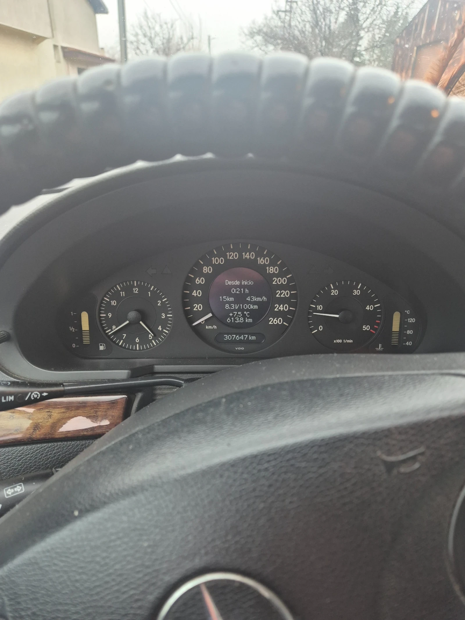 Mercedes-Benz E 220 Elegance CDI - изображение 3