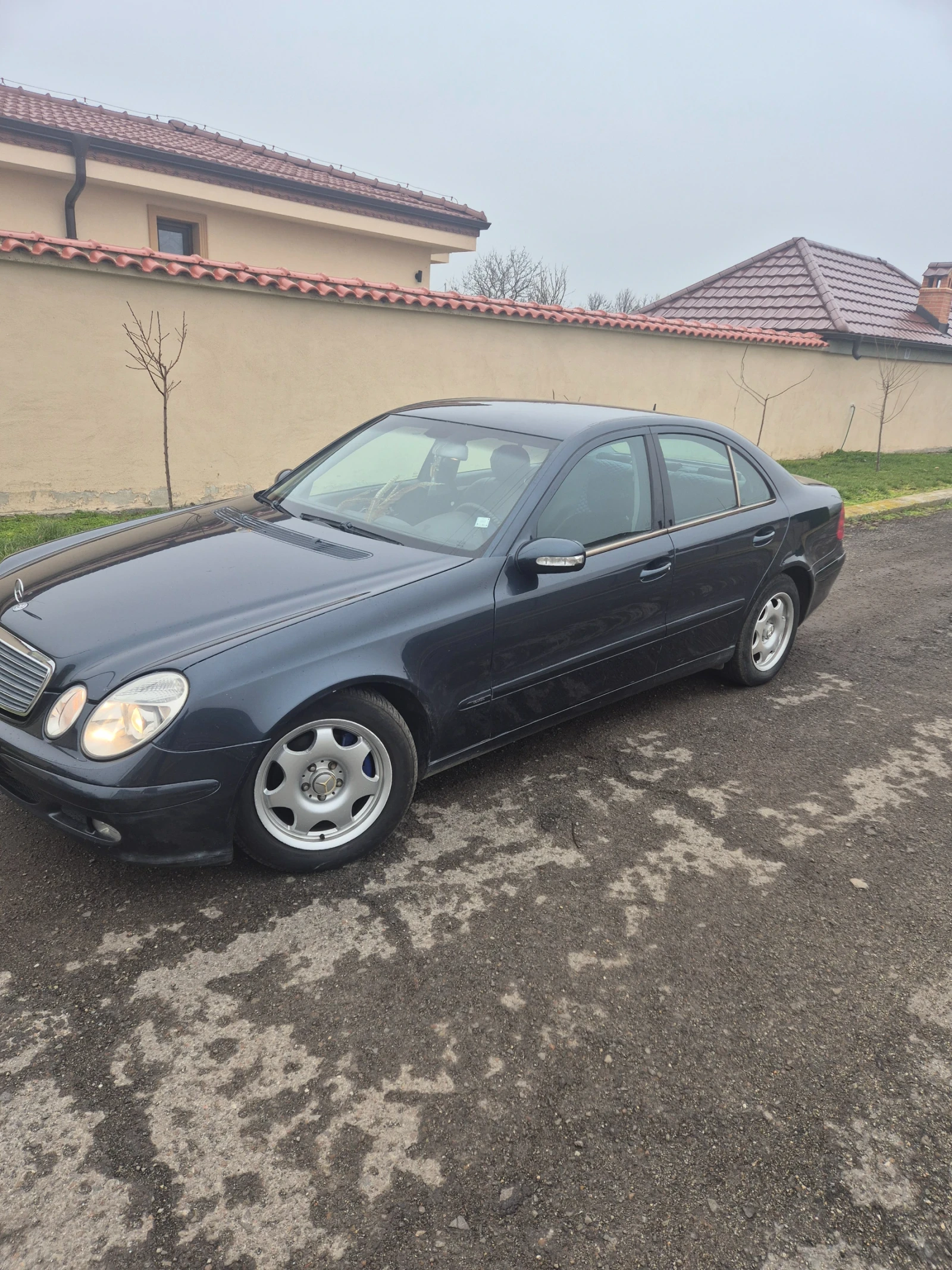 Mercedes-Benz E 220 Elegance CDI - изображение 6