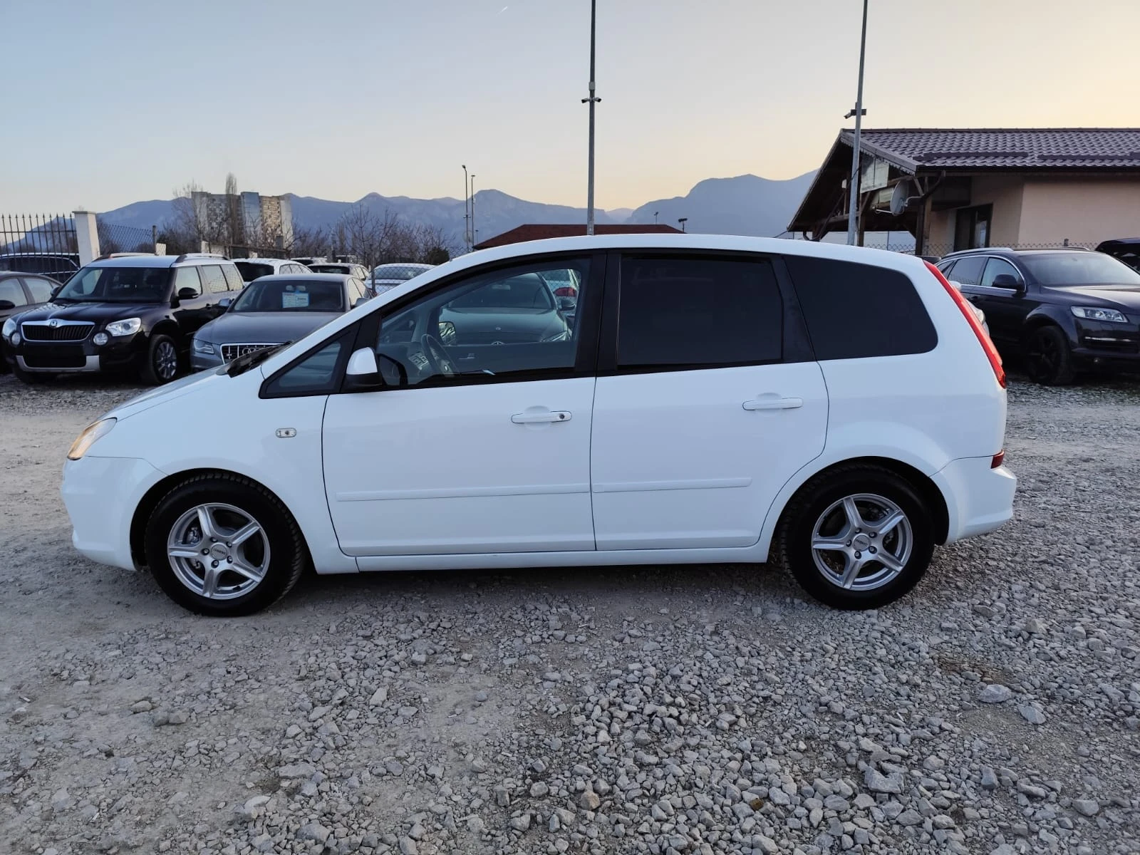 Ford C-max 1.6 дизел 90 коня, снимка 9 - Автомобили и джипове - 53837636