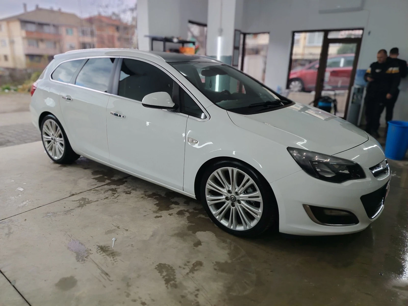 Opel Astra 2.0CDTI* Cosmo* Facelift* TOP, снимка 6 - Автомобили и джипове - 53989099