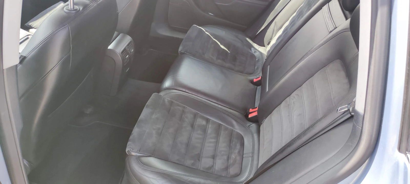 VW Passat 2.0TDI Commonrail/ HIGHLINE, снимка 13 - Автомобили и джипове - 54172083