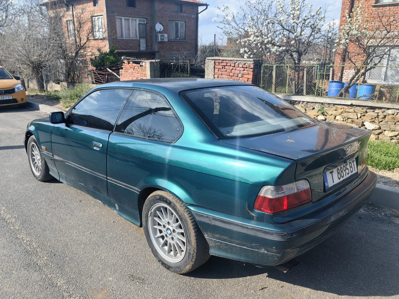 BMW 320, снимка 4 - Автомобили и джипове - 54315937