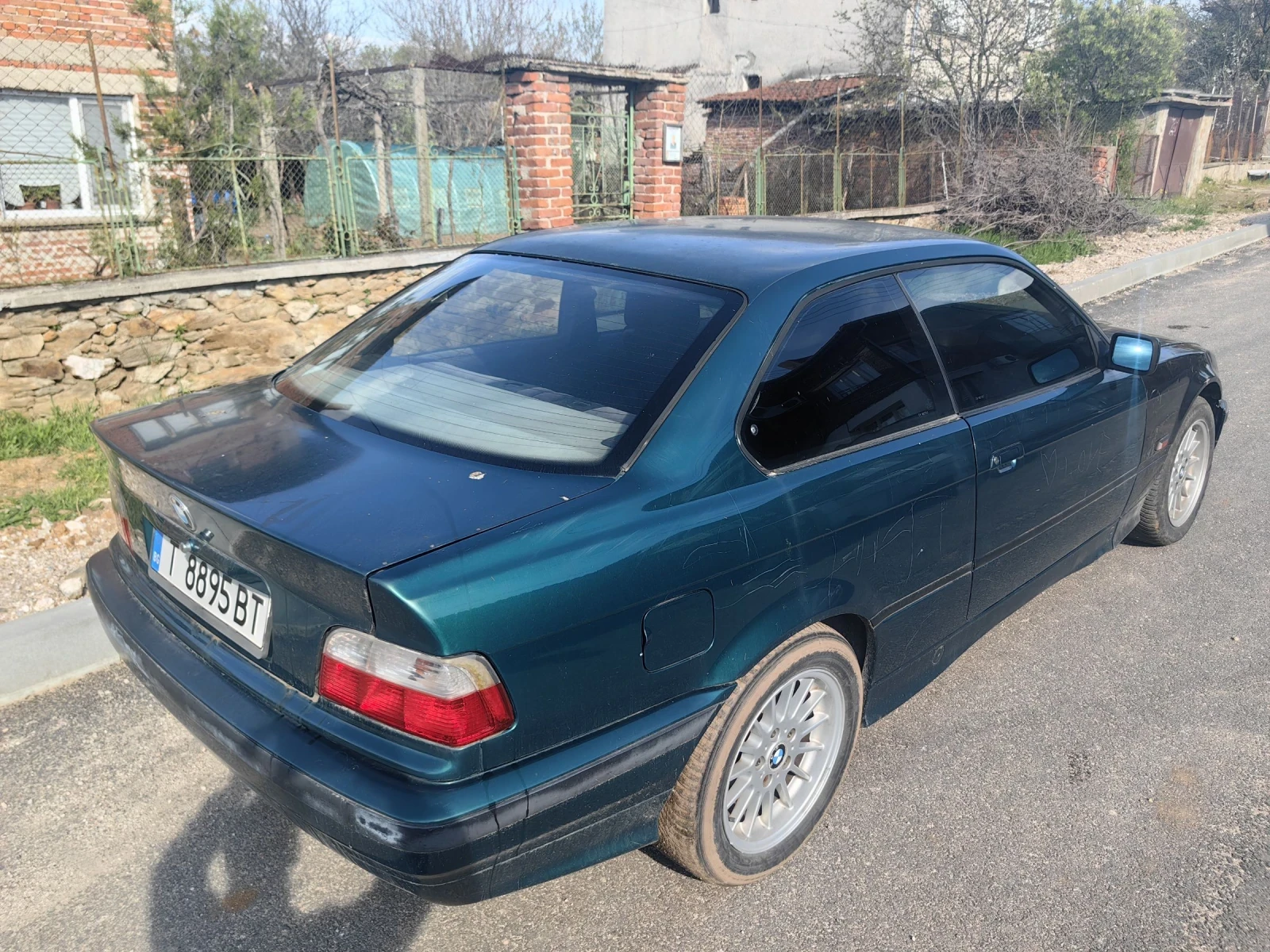 BMW 320, снимка 3 - Автомобили и джипове - 54315937