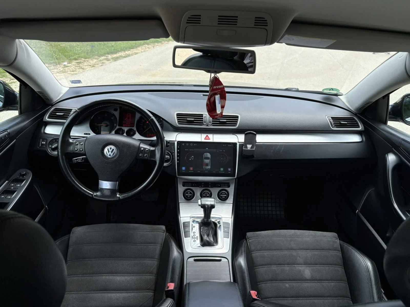 VW Passat, снимка 10 - Автомобили и джипове - 54729739