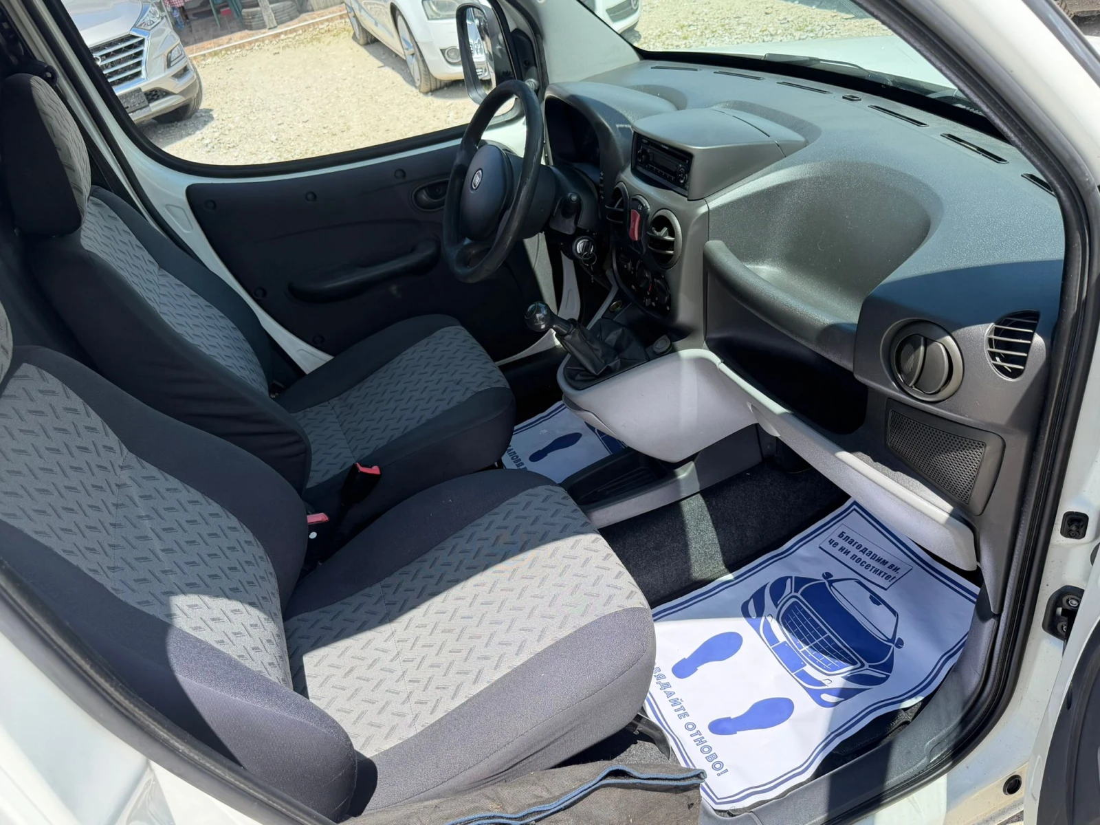 Fiat Doblo 1.3 Mjet Италия, снимка 13 - Автомобили и джипове - 54799885