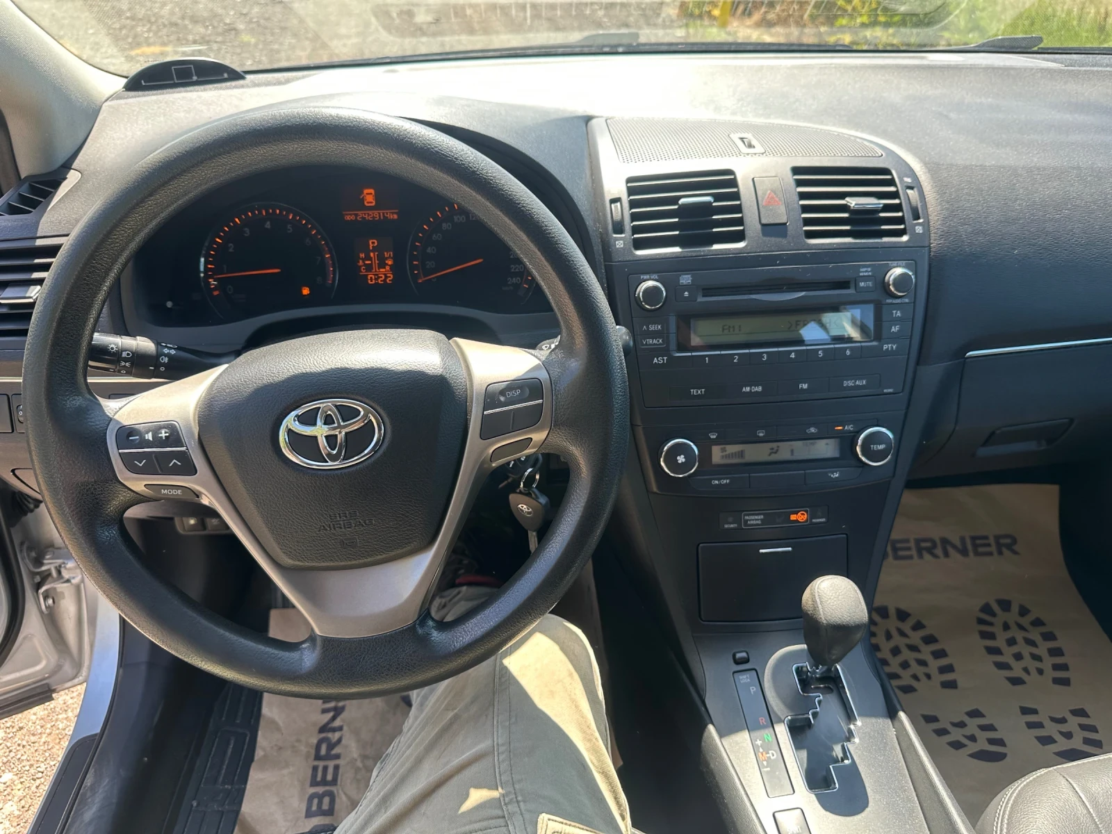 Toyota Avensis Avensis 1.8 147 к.с. / АВТОМАТ / ШВЕЙЦАРИЯ, снимка 7 - Автомобили и джипове - 54922567