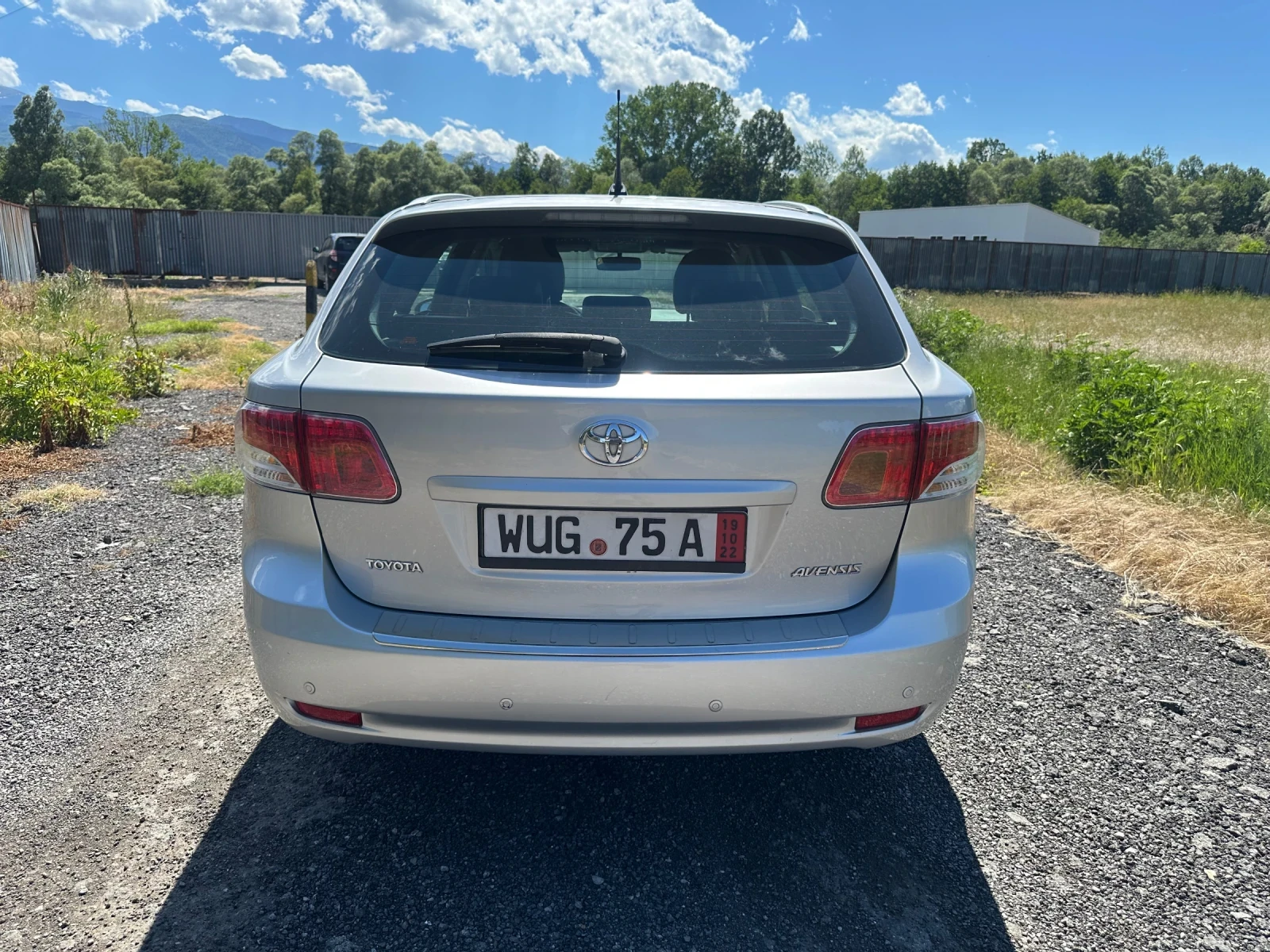 Toyota Avensis Avensis 1.8 147 к.с. / АВТОМАТ / ШВЕЙЦАРИЯ, снимка 5 - Автомобили и джипове - 54922567