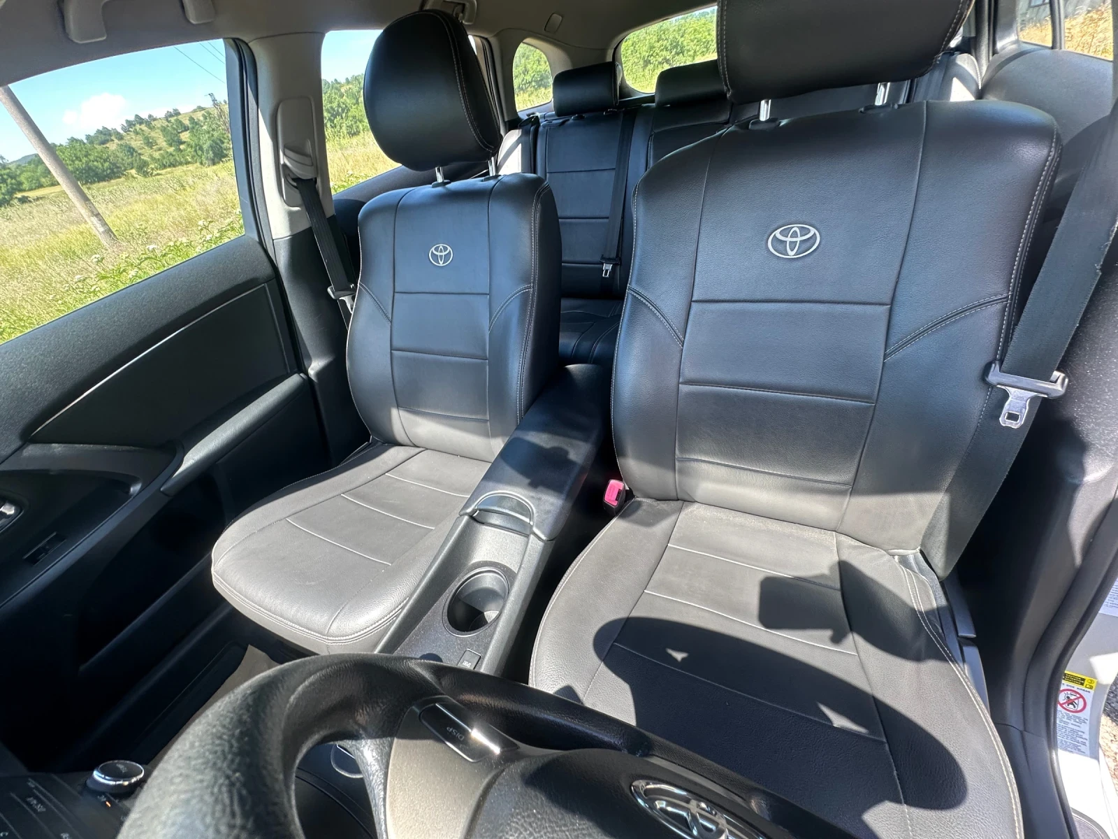 Toyota Avensis Avensis 1.8 147 к.с. / АВТОМАТ / ШВЕЙЦАРИЯ, снимка 9 - Автомобили и джипове - 54922567