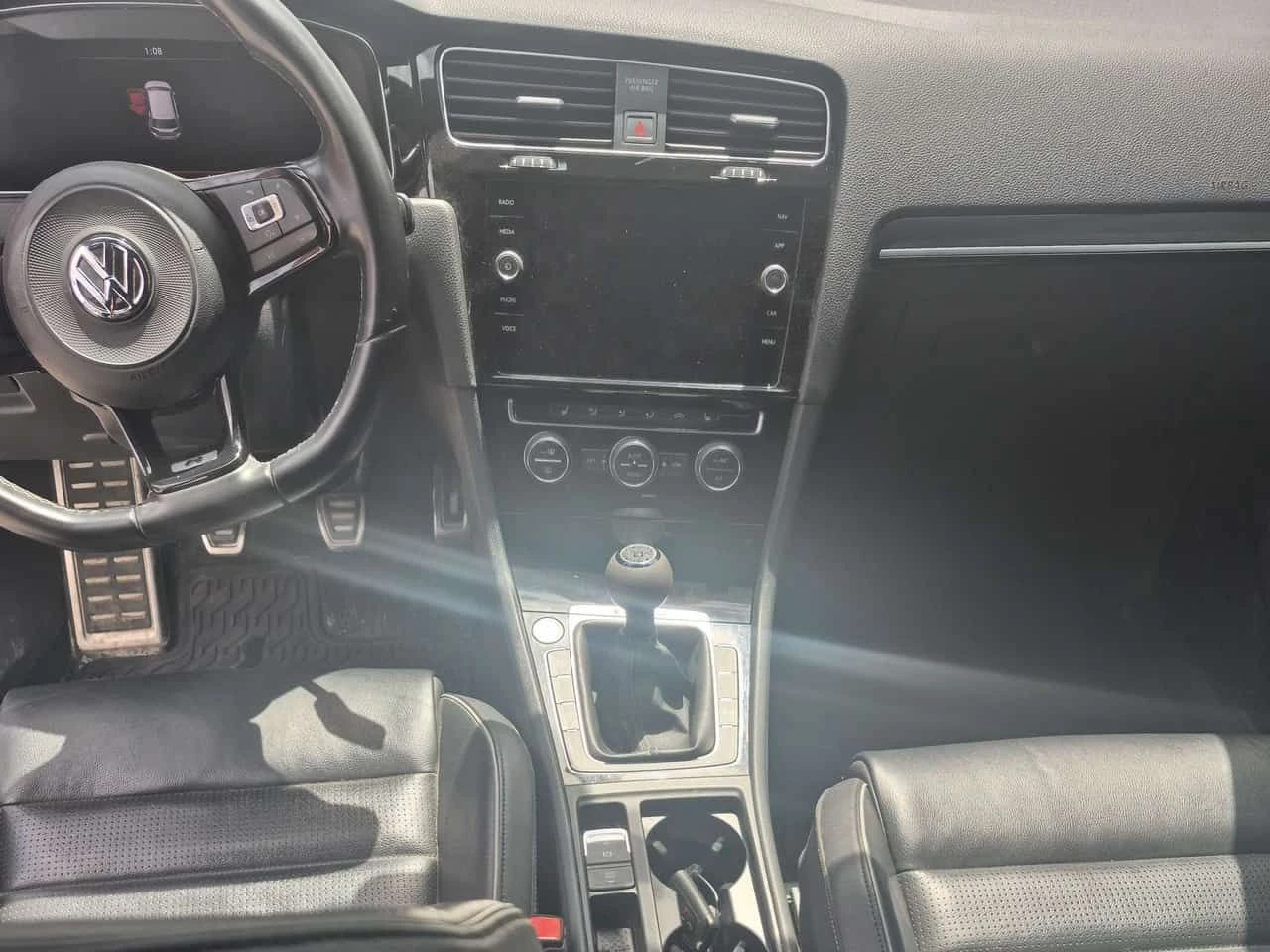 VW Golf R 5 door Manual | LED | , снимка 9 - Автомобили и джипове - 54971232