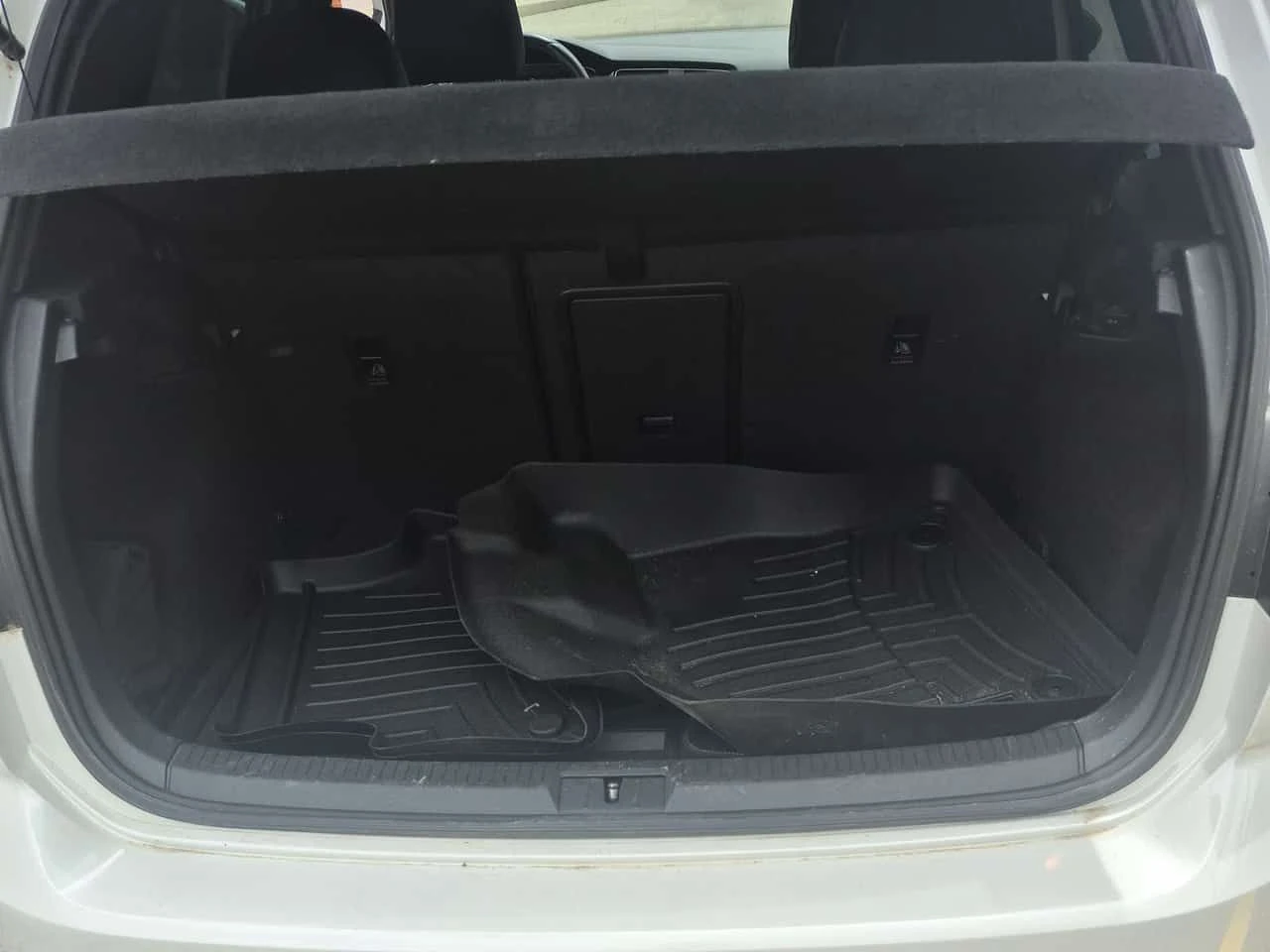 VW Golf R 5 door Manual | LED | , снимка 11 - Автомобили и джипове - 54971232